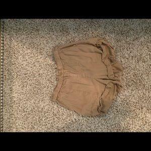 Aerie tan short shorts!
